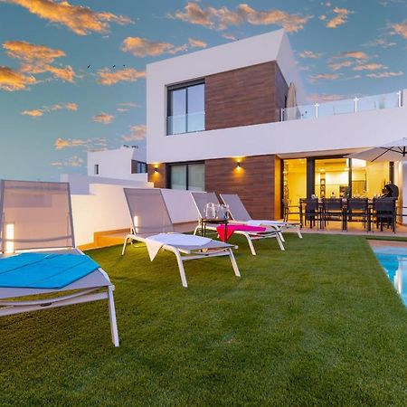 Vila Fidalsa 5 Stars Premium El Campello Exteriér fotografie
